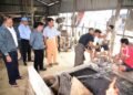 Shan State CM releases fingerlings into Inlay Lake, tours local MSMEs