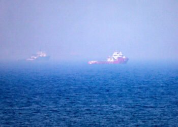 Trump’s Threat to Impose Fees in the Strait of Hormuz Contradicts His Aides