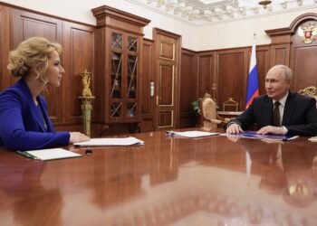 Commissioner informs Putin on Kursk Region residents return, foreign media in Starobelsk – Russian Politics & Diplomacy