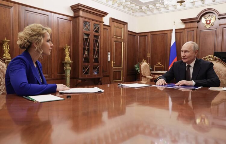 Commissioner informs Putin on Kursk Region residents return, foreign media in Starobelsk – Russian Politics & Diplomacy