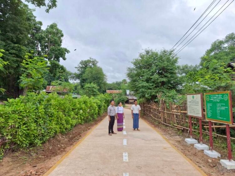 Kyaukpadaung’s VDP concrete road project inspected