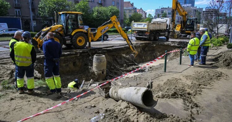 Telex: In a low tone, we need HUF 120 billion right now to repair the most dilapidated parts of the Budapest water system