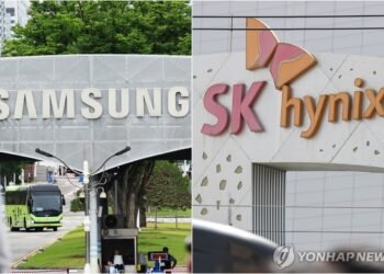 (LEAD) OECD warns of rising shock exposure from S. Korea’s dependence on chip exports