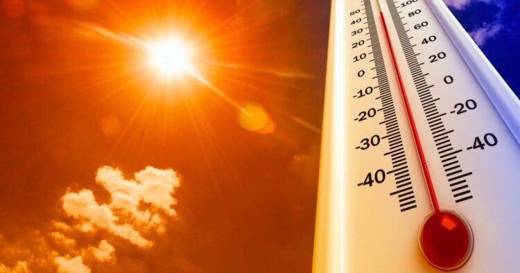 ANM extends weather warnings. Romania under red, orange and yellow heat and storm codes