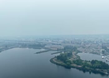 Conditions for wildland firefighters ‘extremely challenging’ in northwestern Ontario: union