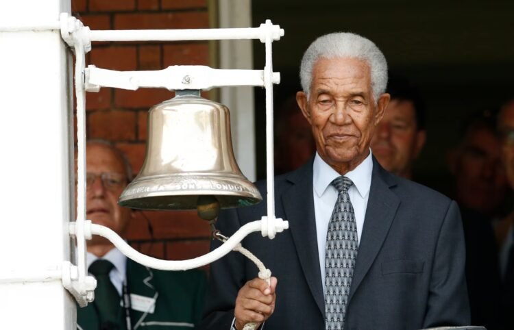 Antigua and Barbuda Orders Flags Flown at Half-Mast in Honour of Sir Garfield Sobers