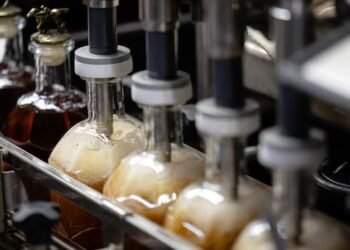 Alberta-based liquor businesses prepare to ‘start pivoting’ amid latest U.S. tariff threat
