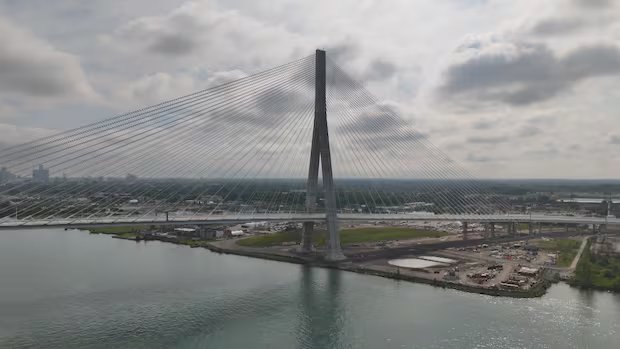 Text of new Gordie Howe bridge deal seems to contradict Carney
