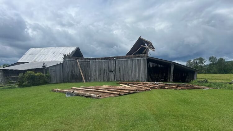 Likely tornado tears through Harrington, Que., leaves behind major damage
