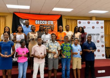Former GECCU Scholar urges new recipients to move forward with courage