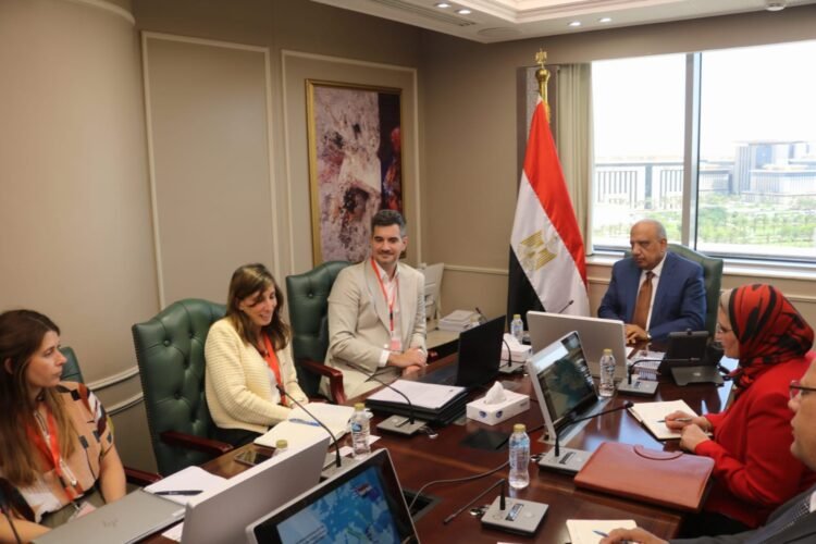 The Minister of Electricity follows up on developments in the project linking Egypt and Greece photo