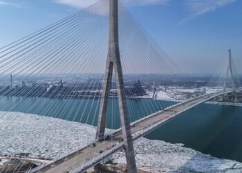 U.S.-Canada bridge threatened by Trump to open July 27