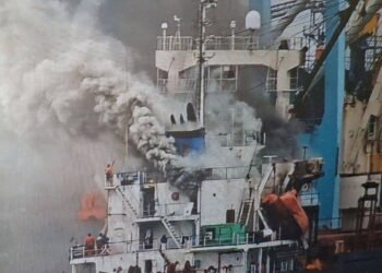 Russian Strike Disables Antigua and Barbuda-Flagged Cargo Ship off Ukraine