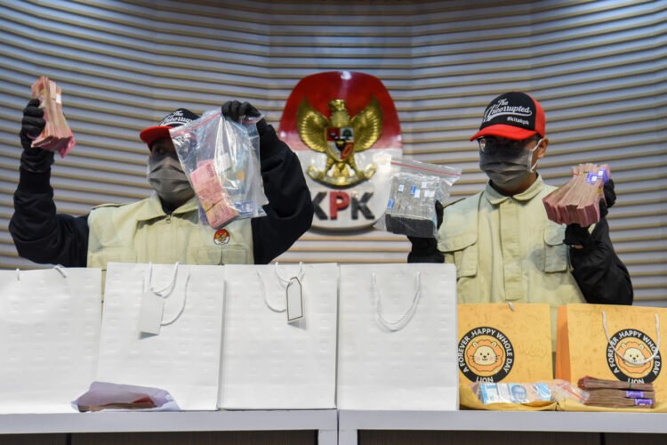 Shrinking civic space, militarization could drag down Indonesia’s corruption index: TII – Politics