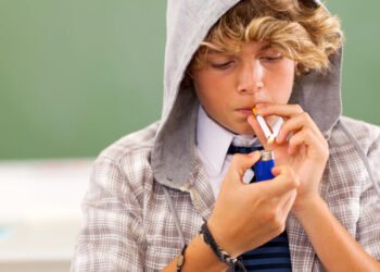 From Thursday the following applies: Smoking is only possible from the age of 18