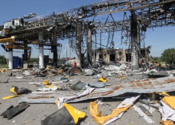 At least six have been killed in Russian attacks against Ukraine
