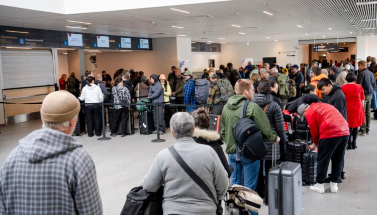 International air passengers to Nuuk are increasing explosively