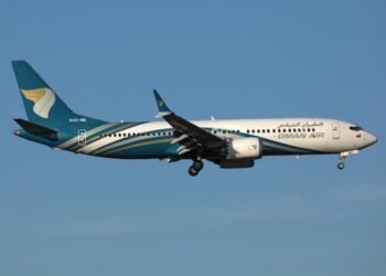 Oman Air targets tourists on new Singapore route, eyes North Asia expansion