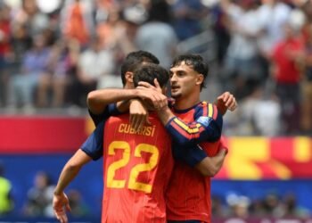 Spain seal 3-0 win over Austria