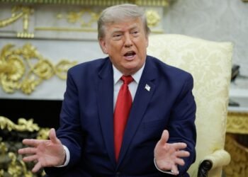 Trump drops plan to tax ships