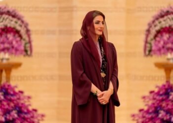 The Honourable Lady delivers Address to Top Achievers in General Education Diploma
