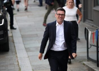 New UK PM Burnham vows to renew hope