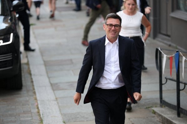 New UK PM Burnham vows to renew hope