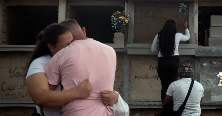 People are looking for their loved ones under the ruins, help came much too late