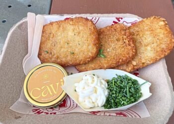 Food at the World Cup: Tater tots with caviar, over-the-top desserts and more