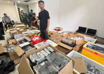 Cambodia detains Chinese national, large cache of phones, IT parts seized from wholesale scam suppliers