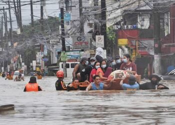 Philippines looks to Singapore for flood solutions