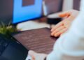 A flex in corporate America, AI ‘tokenmaxxing’ fades as workplaces look to cut tech spending