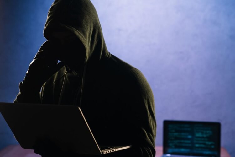 Criminal gangs increasingly lure people to work in online scam centres, UN migration agency warns