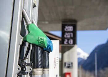 Petrol and diesel prices rising in Switzerland again