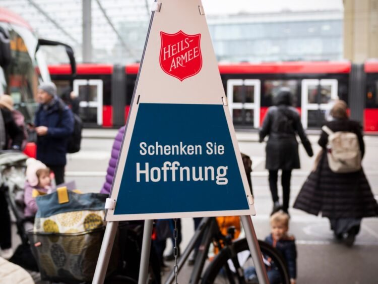 Swiss Salvation Army takes on more service contracts from state