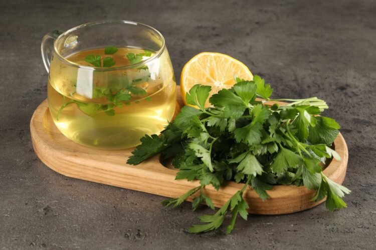 A drink that is prepared quickly and easily, excellent for expelling excess fluid and cleansing the body