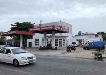 Photo of the day: Regular gasoline rises to $2.50 without official announcement