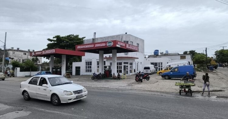 Photo of the day: Regular gasoline rises to $2.50 without official announcement