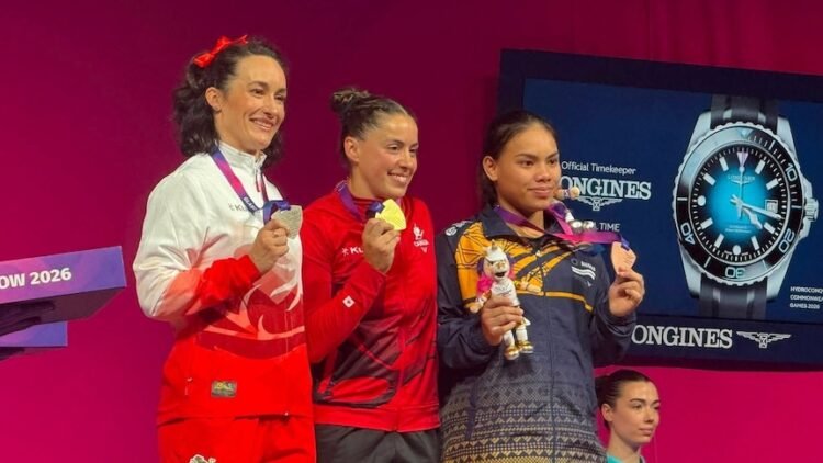 Nauru’s 17yo weightlifting prodigy Femily-Crystie Notte claims Commonwealth Games bronze