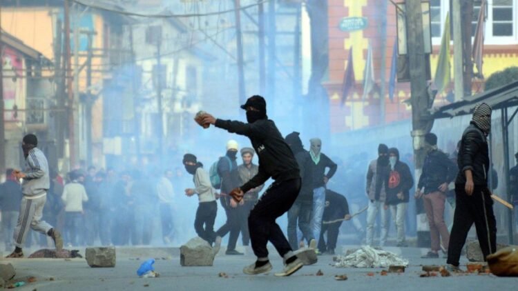 Depression, PTSD, substance abuse: Kashmir study reveals the psychological impact of a pellet gun wound