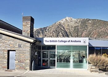 The High Court of Andorra forces the British College to readmit a teacher dismissed due to discrimination of origin