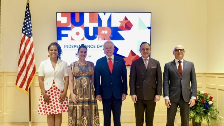 Espot participates in the commemoration of the 250th anniversary of the independence of the United States