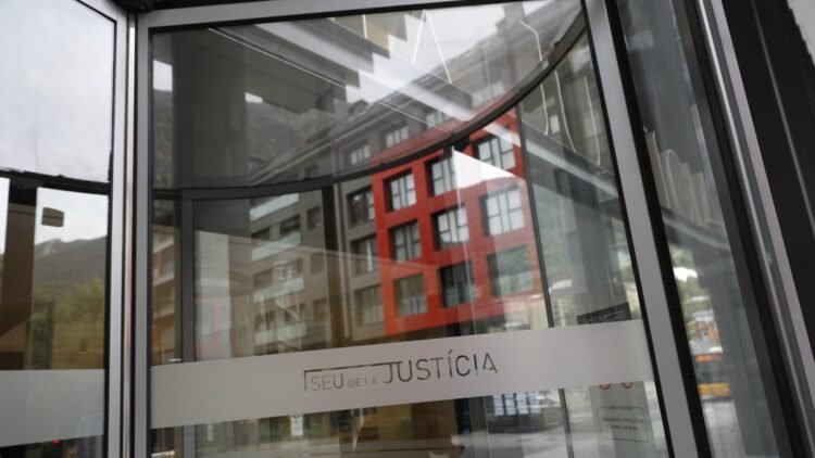 The Superior Court of Andorra condemns a company to compensate a worker for forcing her to resign under coercion