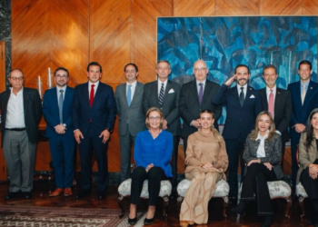 Government meeting: Abelardo de la Espriella meets with the Bank of the Republic