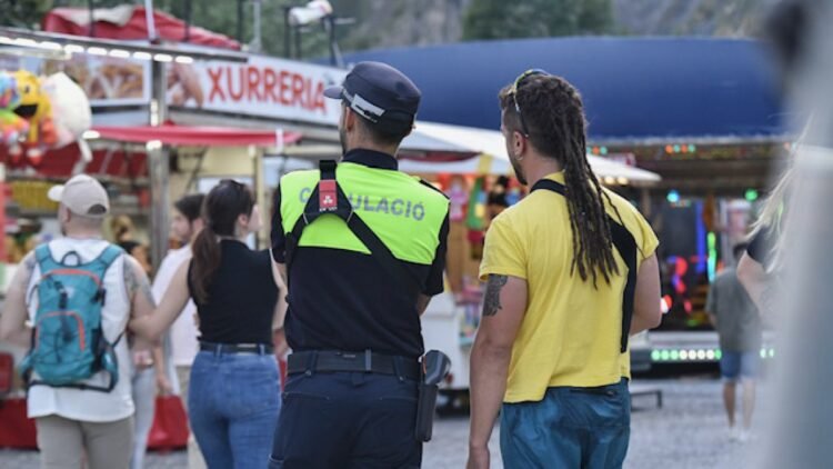 The activities of the main festival of Canillo fill the streets of the parish