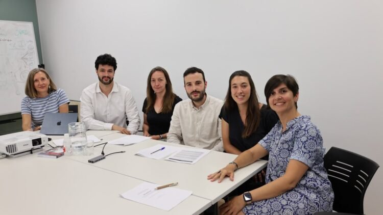 Workers of the CASS, the SAAS and RTVA, parapublic companies of Andorra, join forces to claim labor improvements