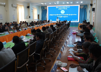 Chin State Chief Minister discusses rehabilitation activities