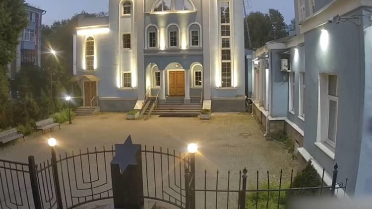 Russian man arrested on suspicion of terror, planning synagogue arson