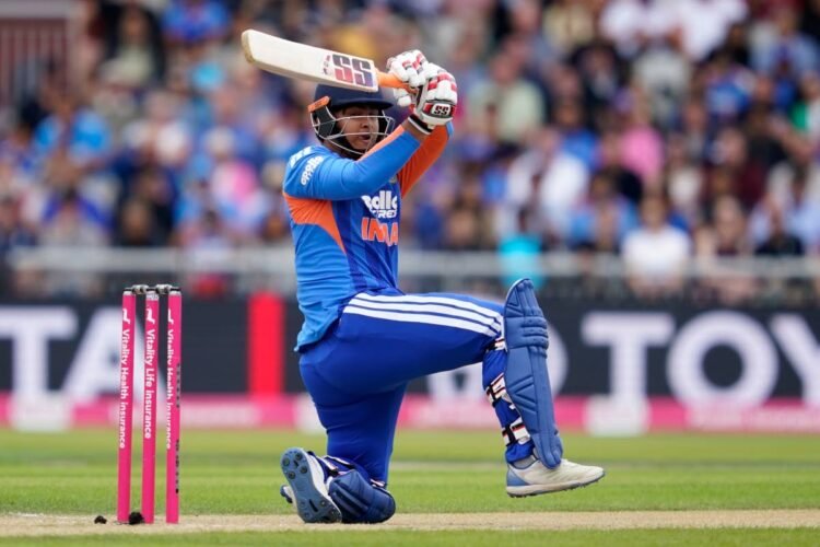 England beats India in 2nd T20 despite debut by 15-year-old Sooryavanshi