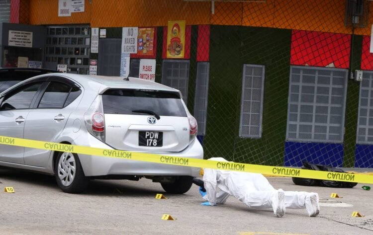 Following last weekend’s triple and double homicides:TTPS boasts of reducing murdersDCP Benjamin reports there were seven fewer killings this year than last year; also says officers continue to ‘create history’ by slashing crime